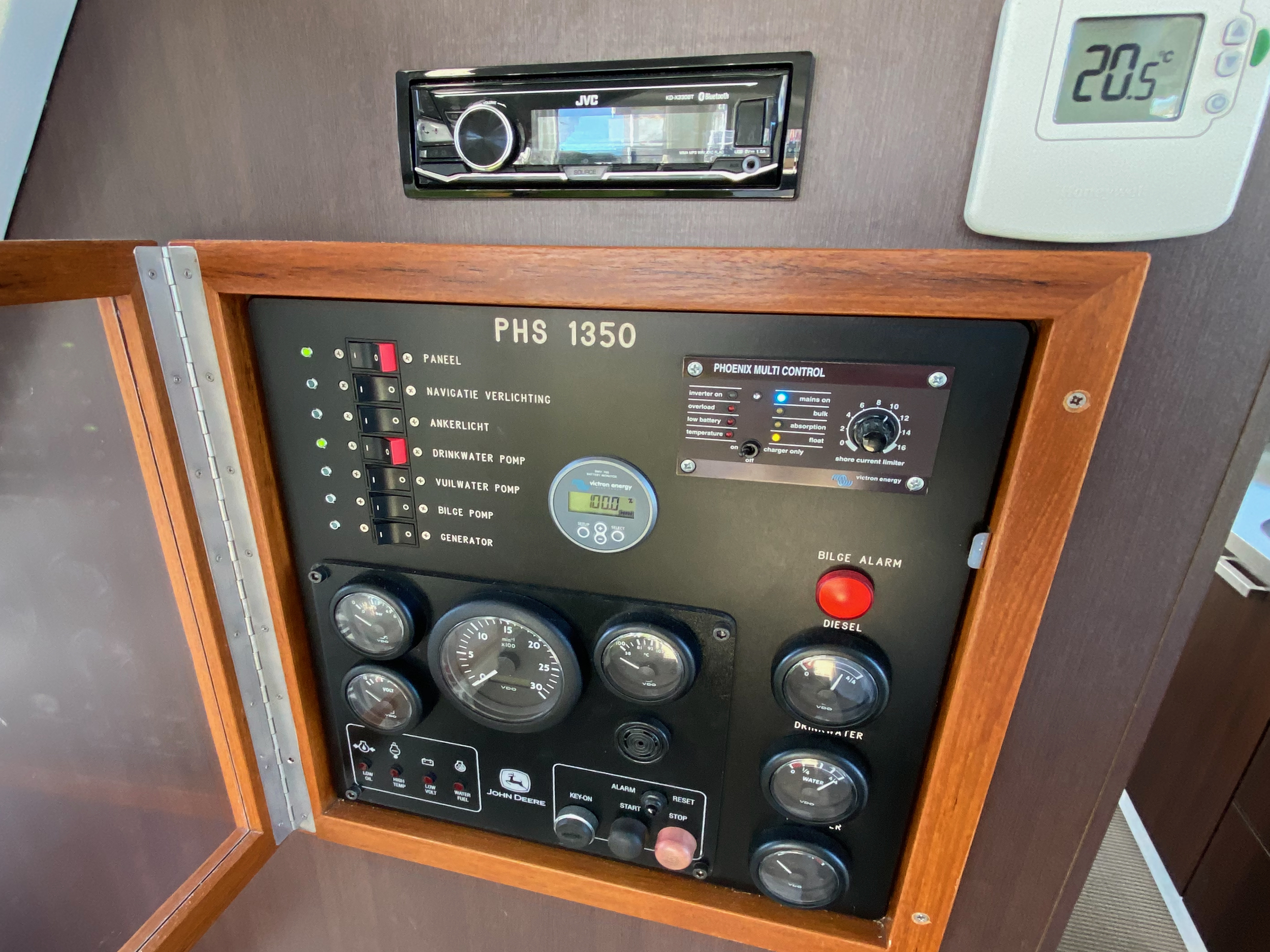Prins HomeShip 1350 | VaarHuis | Houseboat | Flark | Varende Huisboot — foto 30 van 47