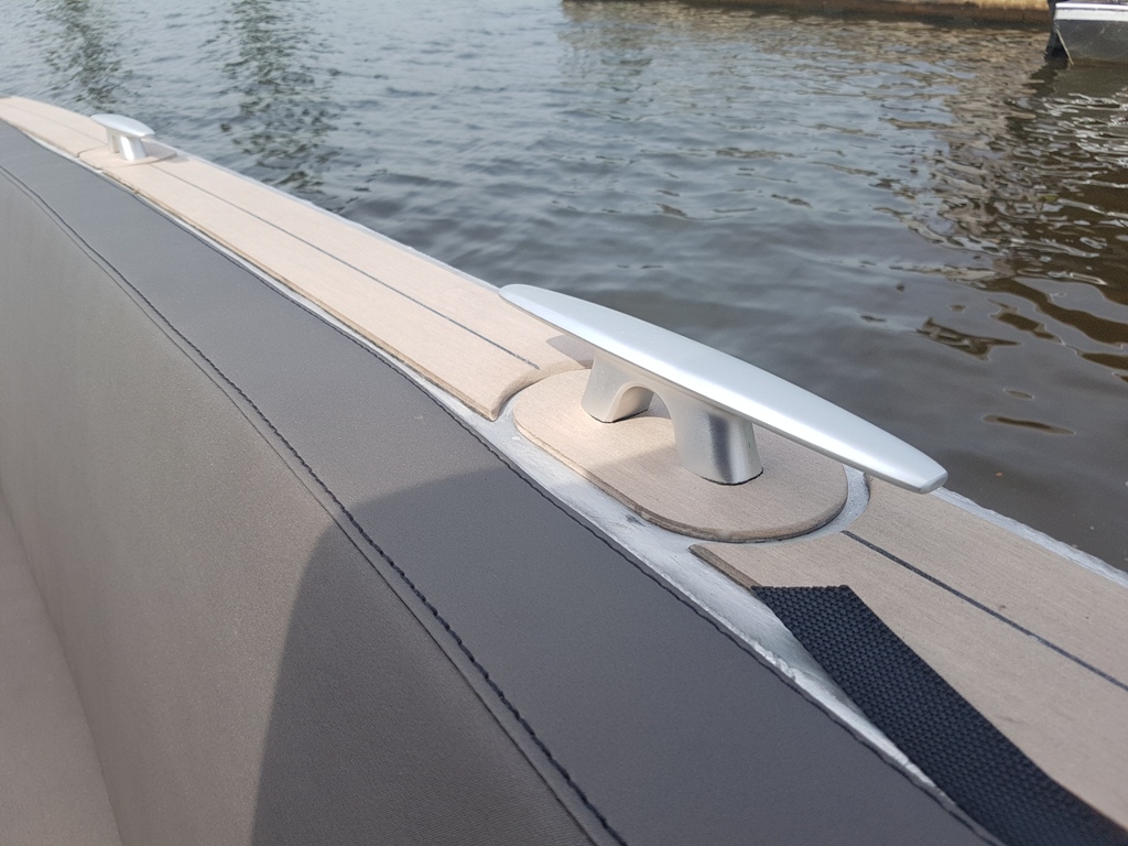 Van Vossen VanVossen Tender 777 (sport) — foto 26 van 30