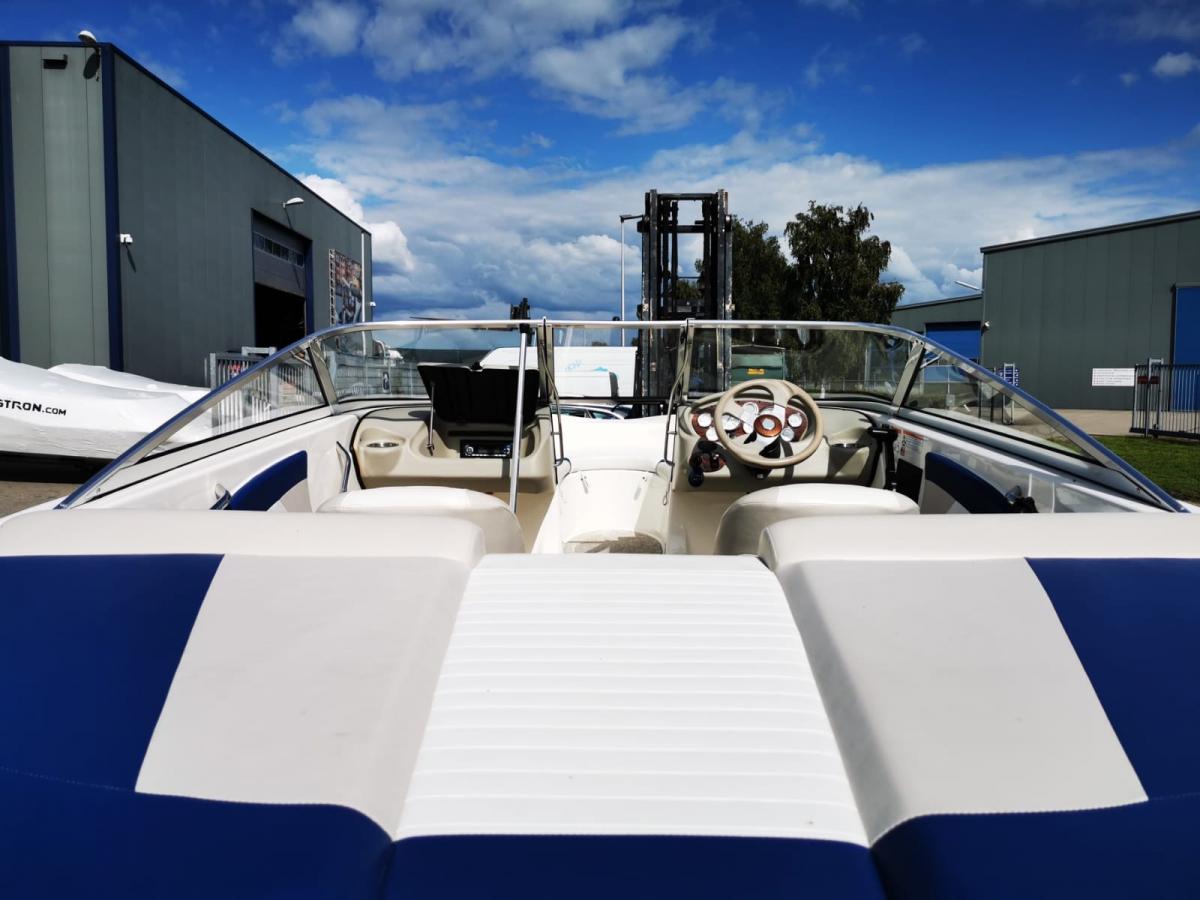 Glastron GT 185 — foto 15 van 20