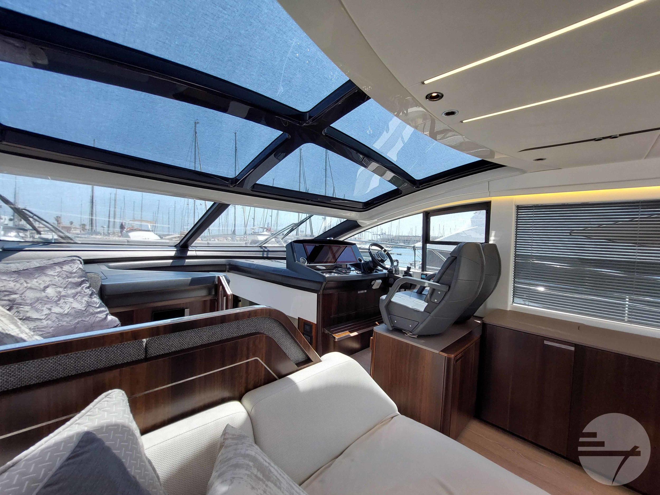 Sunseeker Predator 55 EVO — foto 32 van 70