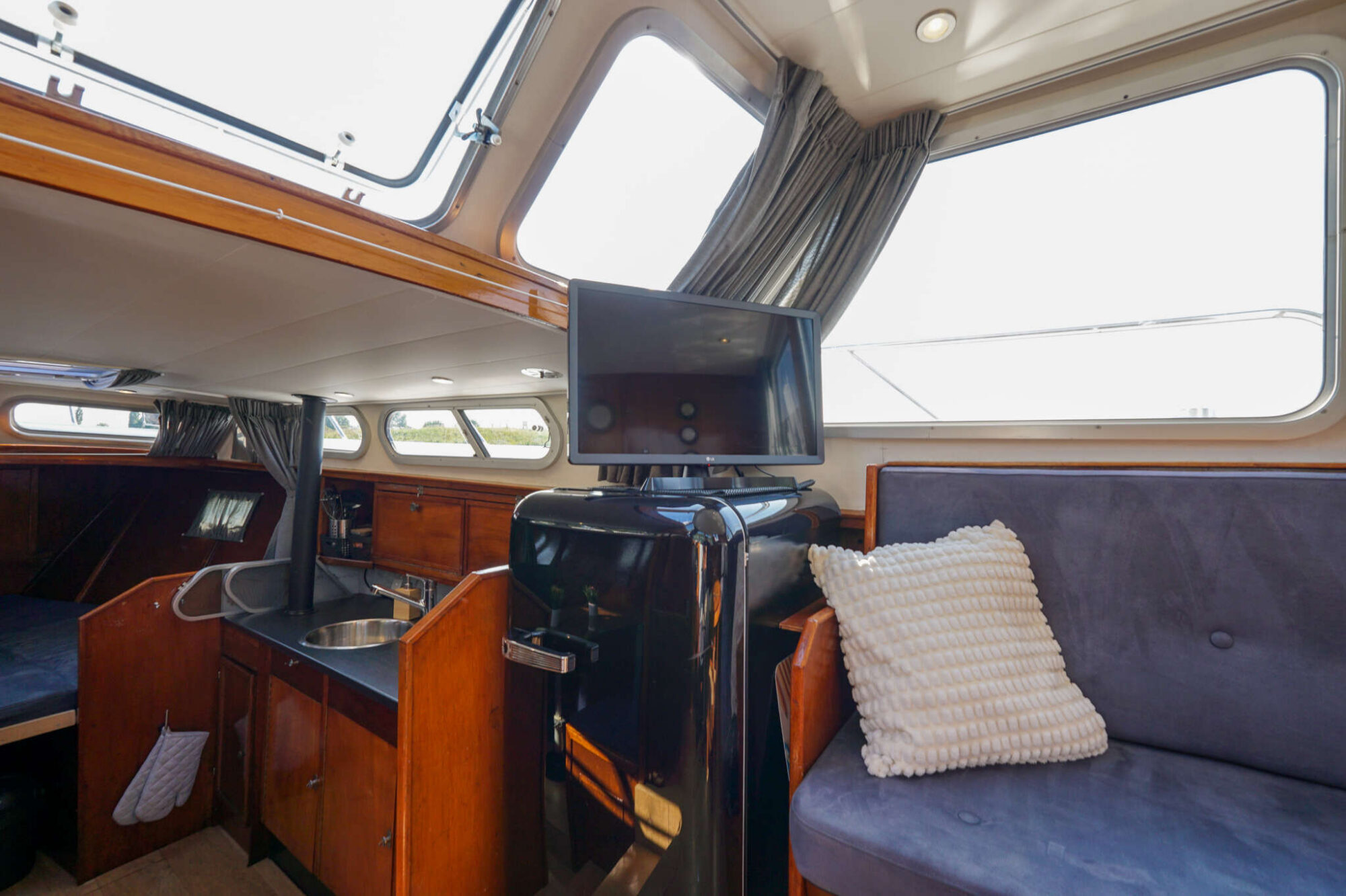 Valkkruiser 10.50 AK Cabrio — foto 13 van 57