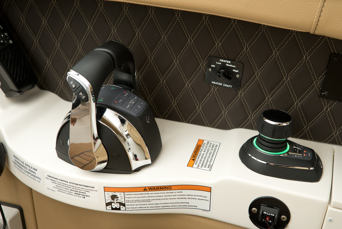 Sea Ray SLX 350 — foto 8 van 20