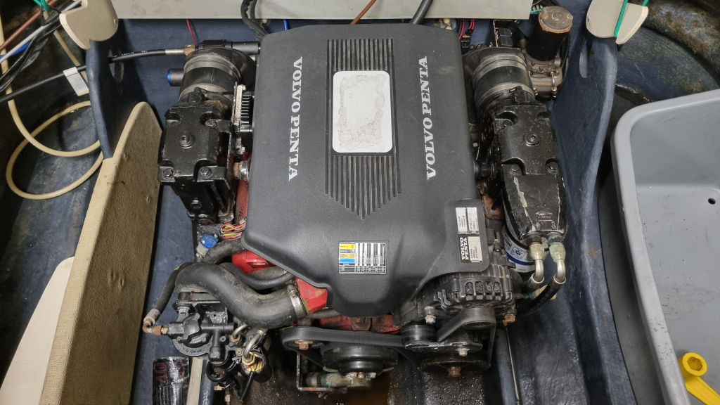 Dikke Cranchi 21 Ellipse V6-S met trailer — foto 18 van 19