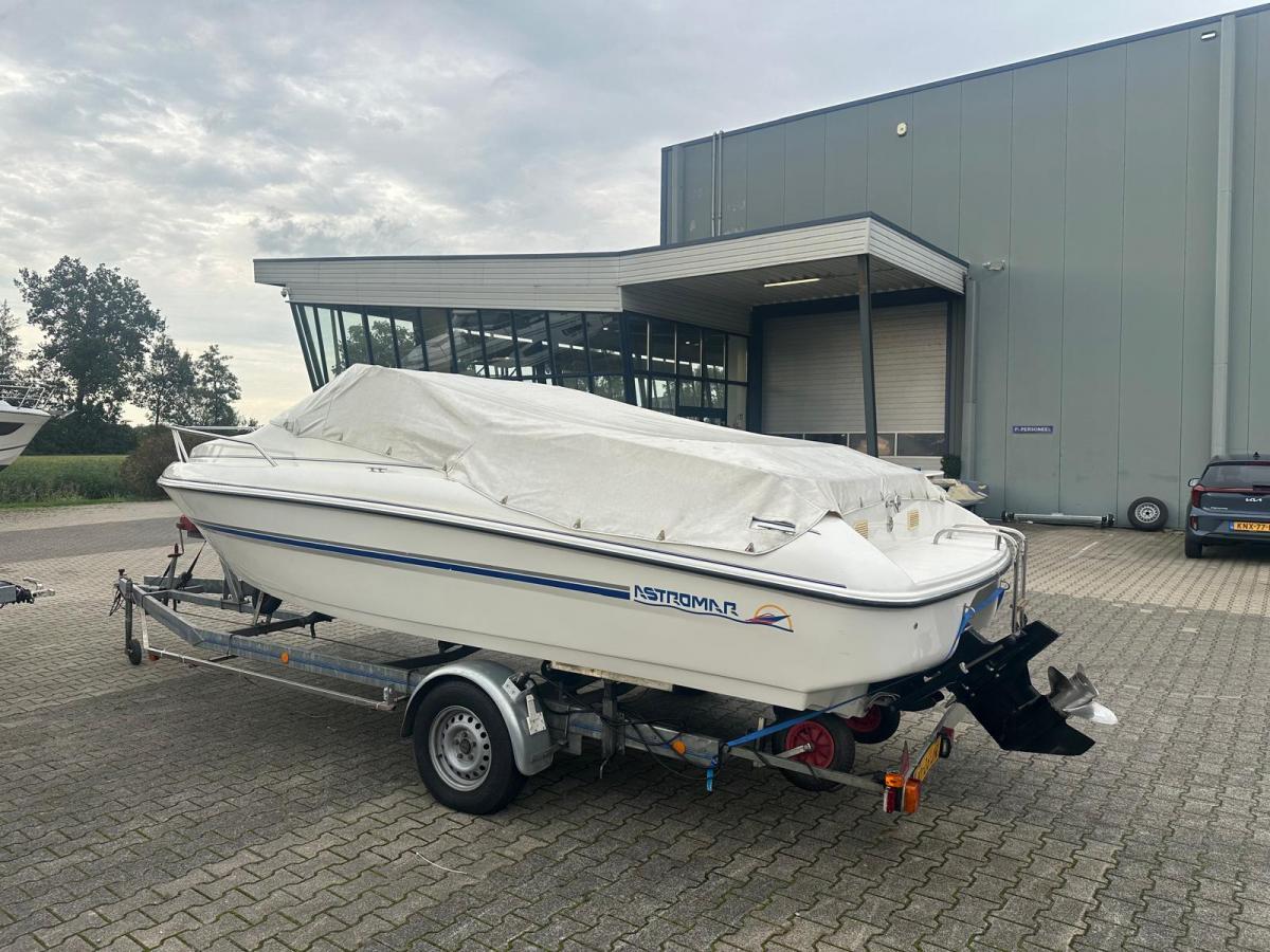 Astromar LC600 Cabin — foto 16 van 29