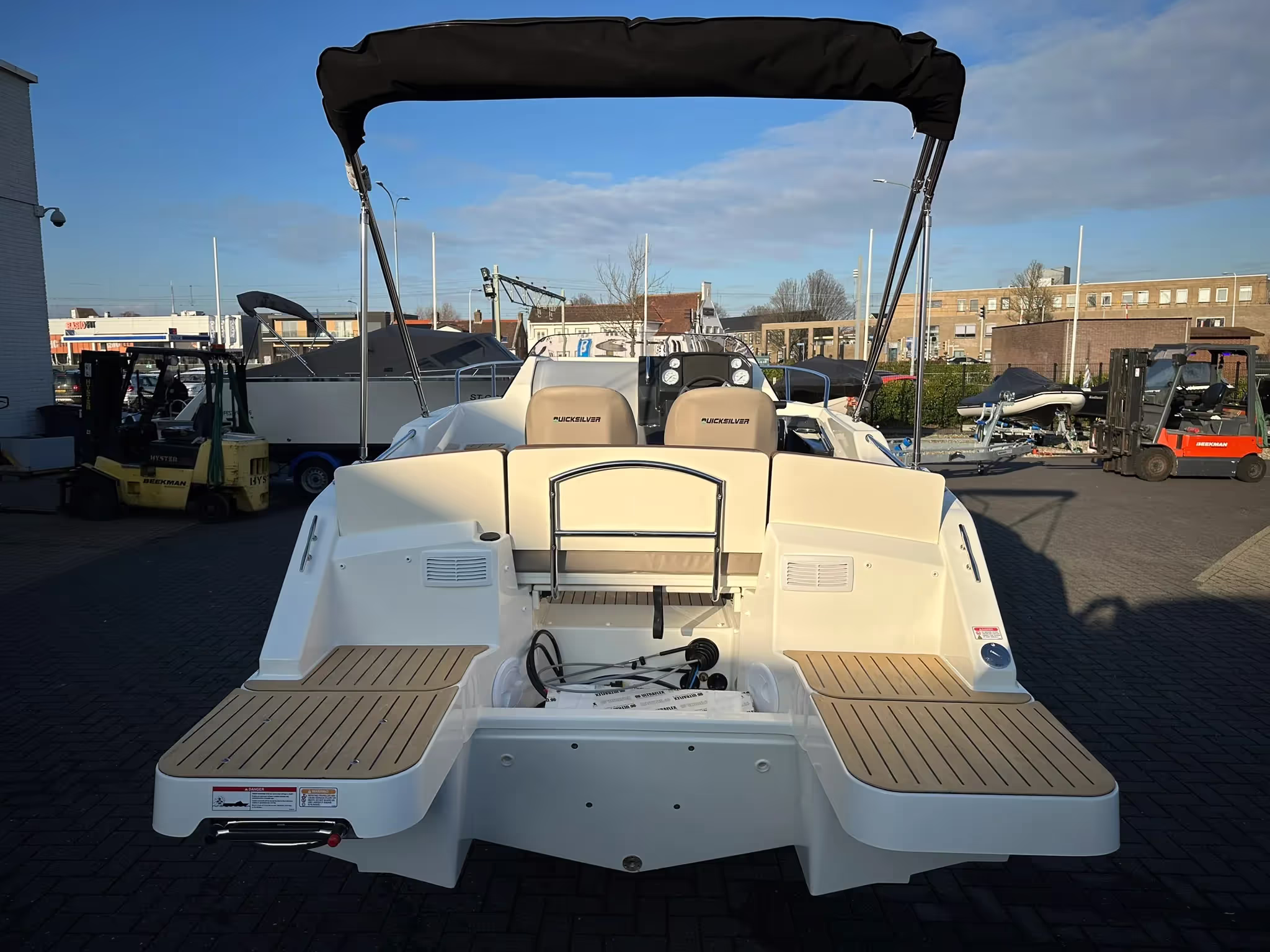 Quicksilver 555 Cabin — foto 5 van 12