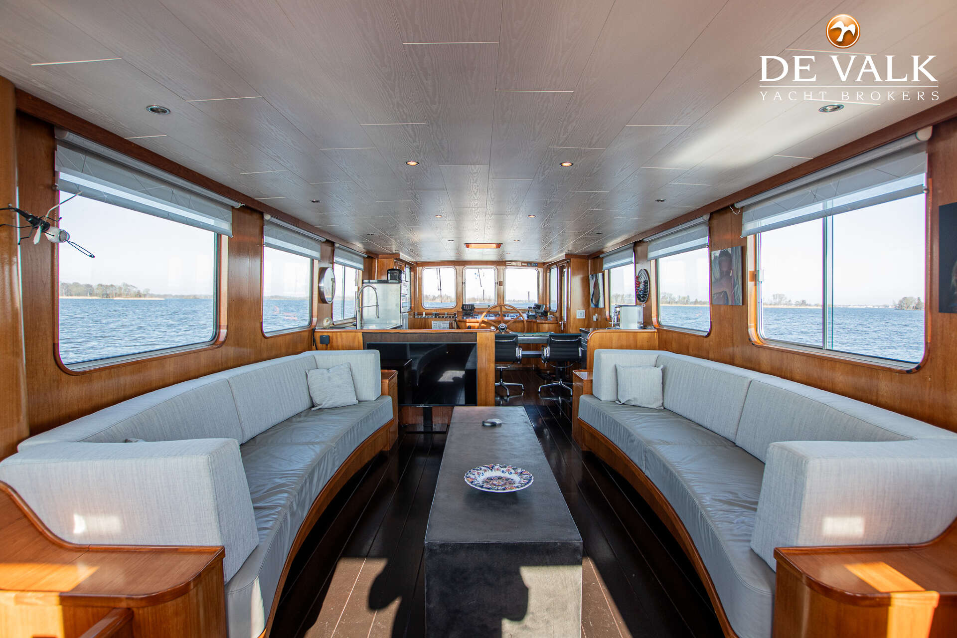 Custom Built Live Aboard 1800 — foto 22 van 45