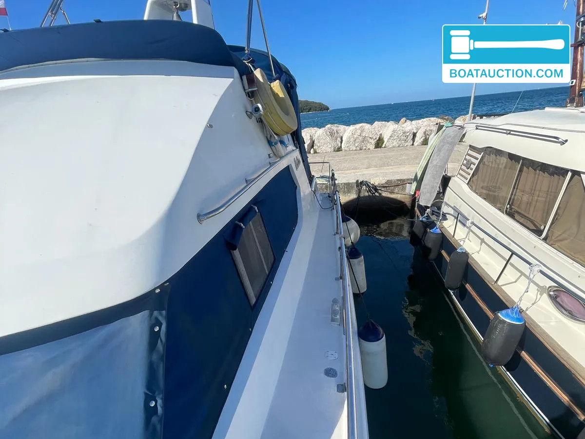Powles 38 Fly nu in de online veiling. — foto 26 van 29