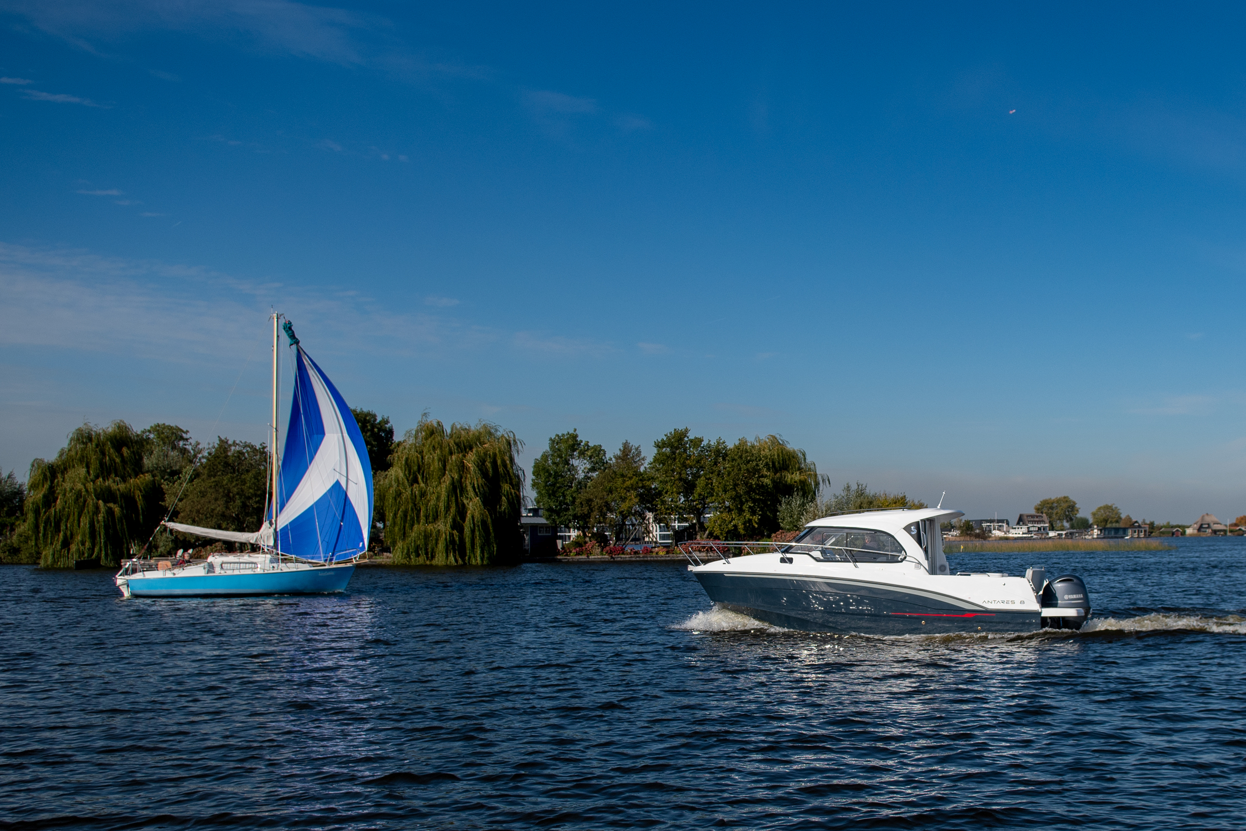 Beneteau Antares 8 — foto 3 van 20
