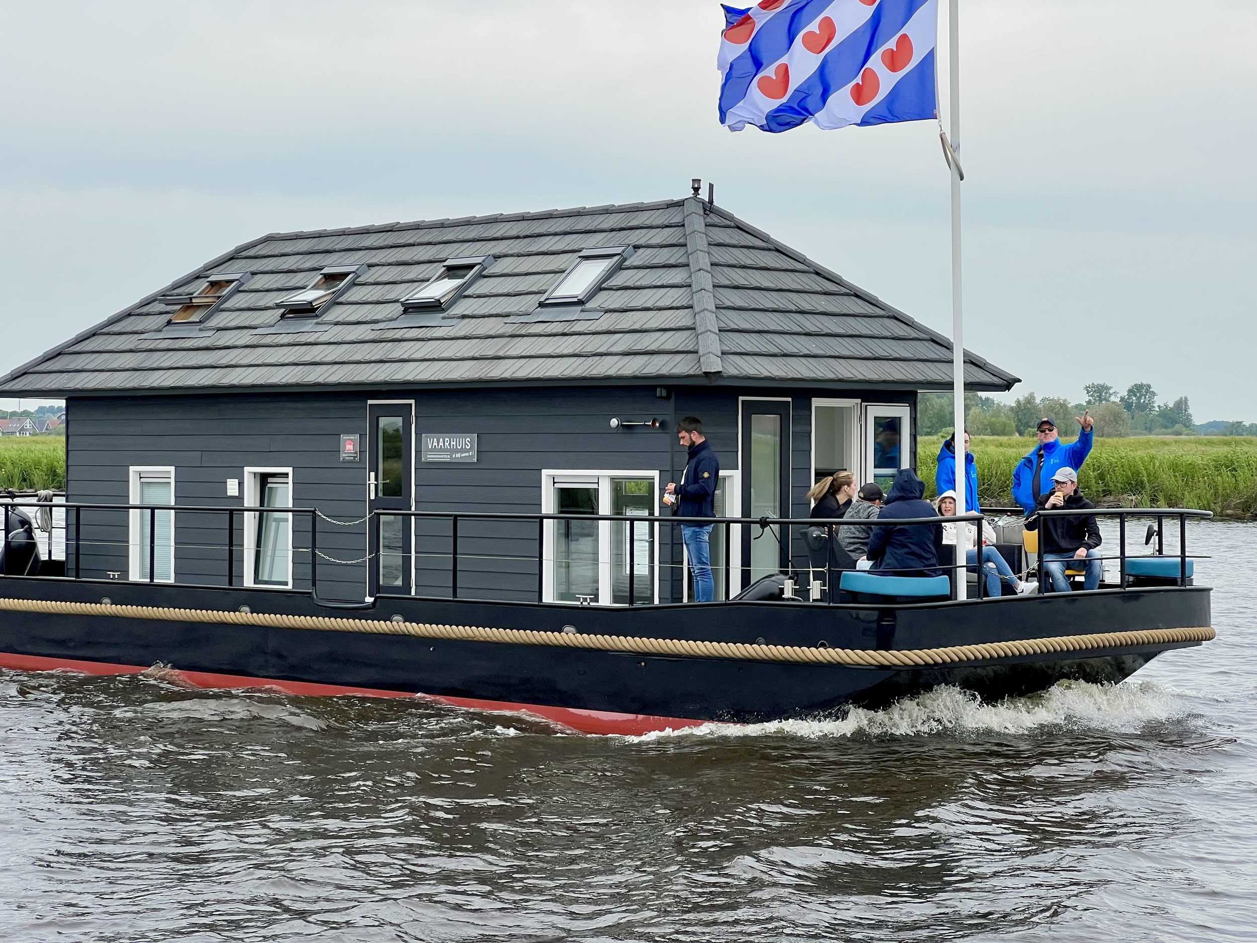 Prins HomeShip 1350 | VaarHuis | Houseboat | Flark | Varende Huisboot — foto 7 van 47