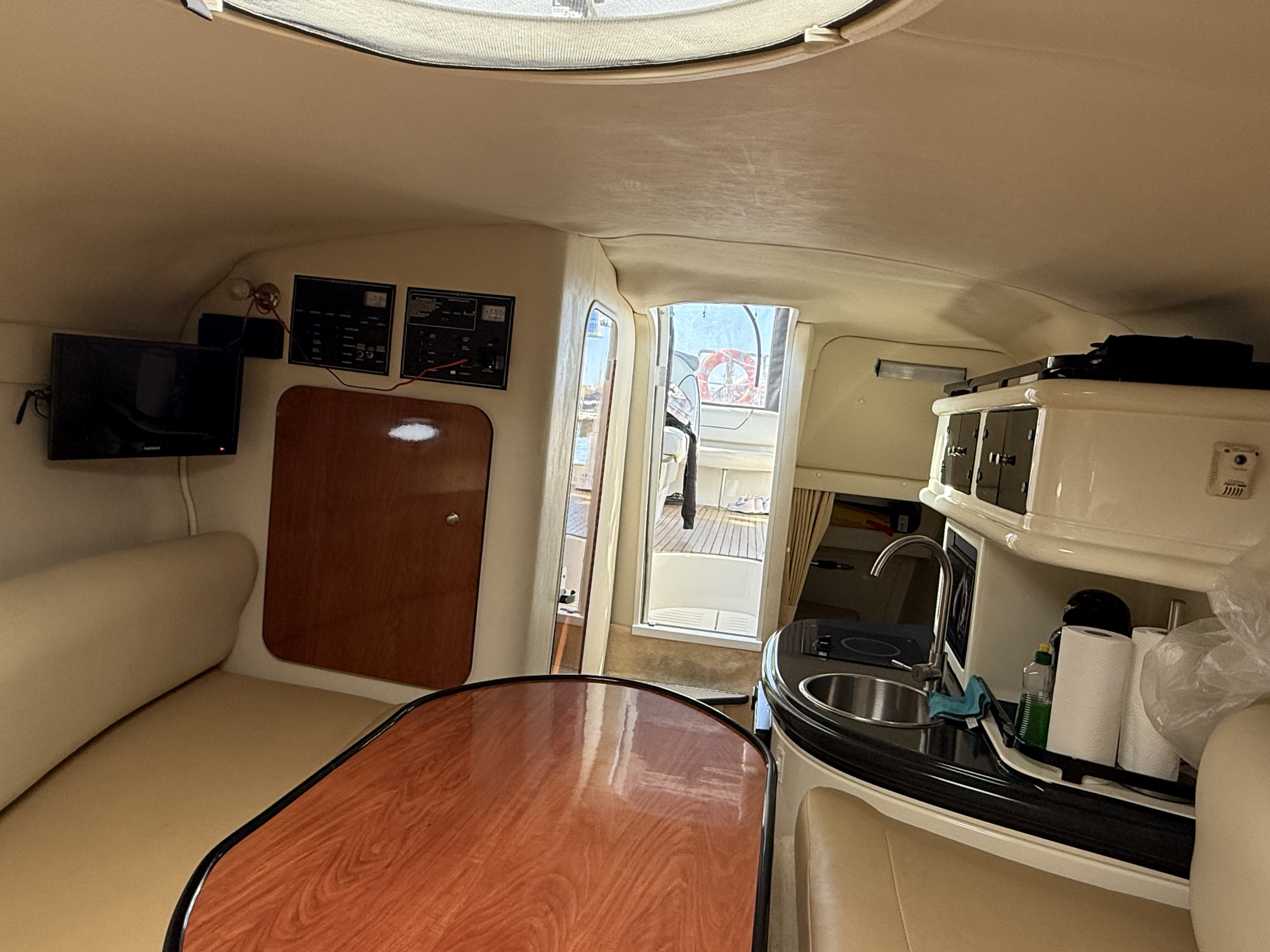Monterey 270 Cruiser — foto 21 van 24