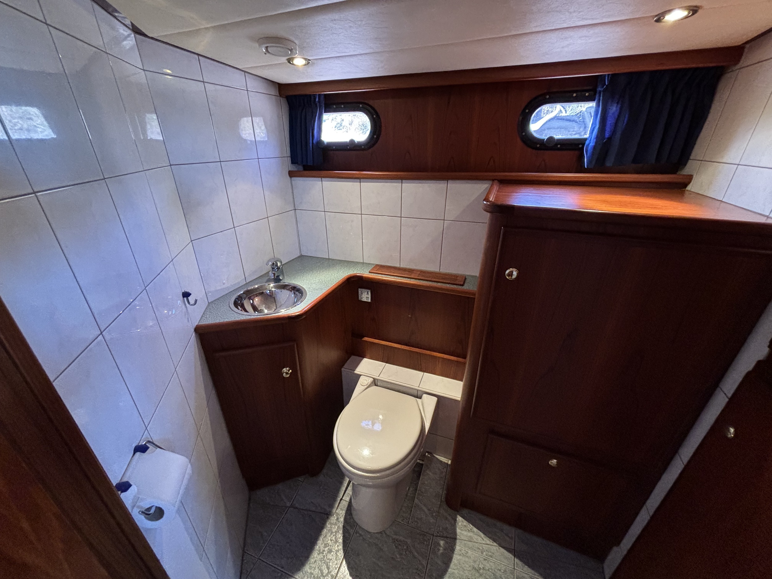 Explorer 45 — foto 26 van 31