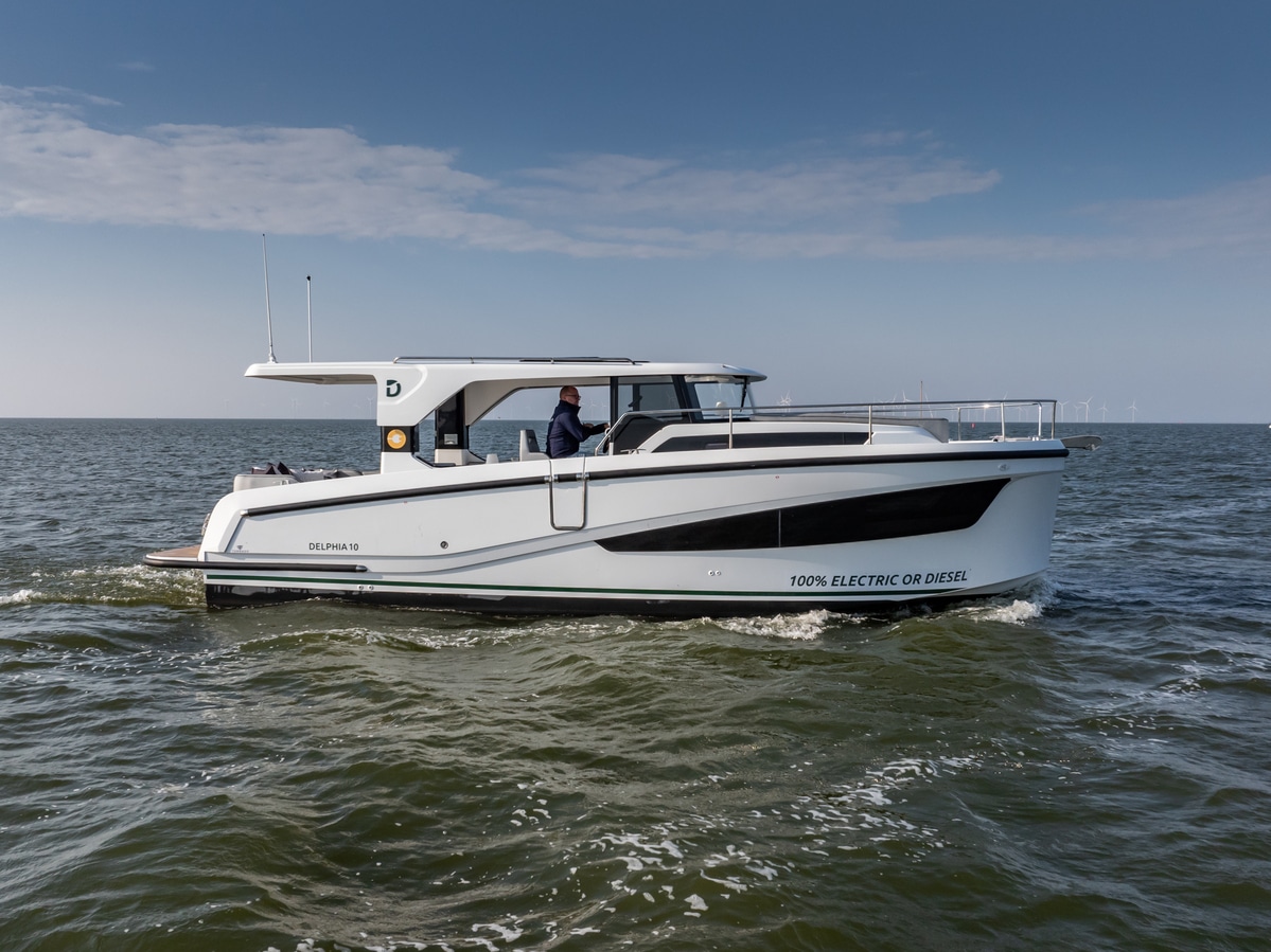 Delphia Yachts 10 LoungeTop Electric DEMO