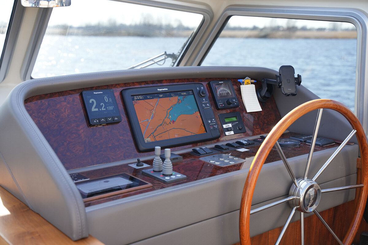 Linssen Grand Sturdy 410 AC Variotop met stabilisator — foto 24 van 79