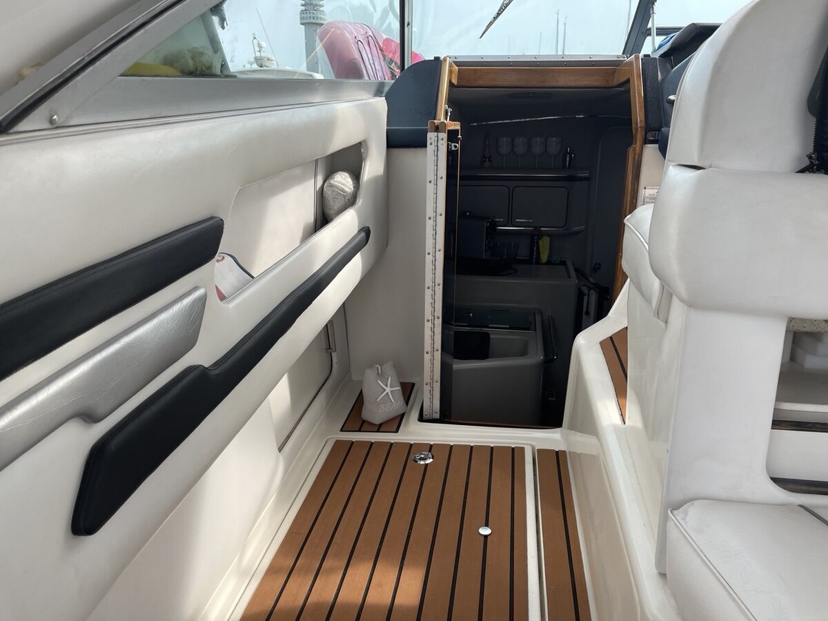 Sea Ray 310 Sundancer — foto 12 van 49