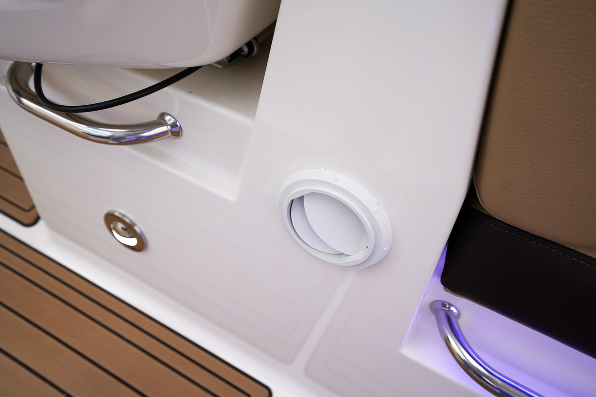 Sea Ray Sundancer 320 — foto 59 van 80