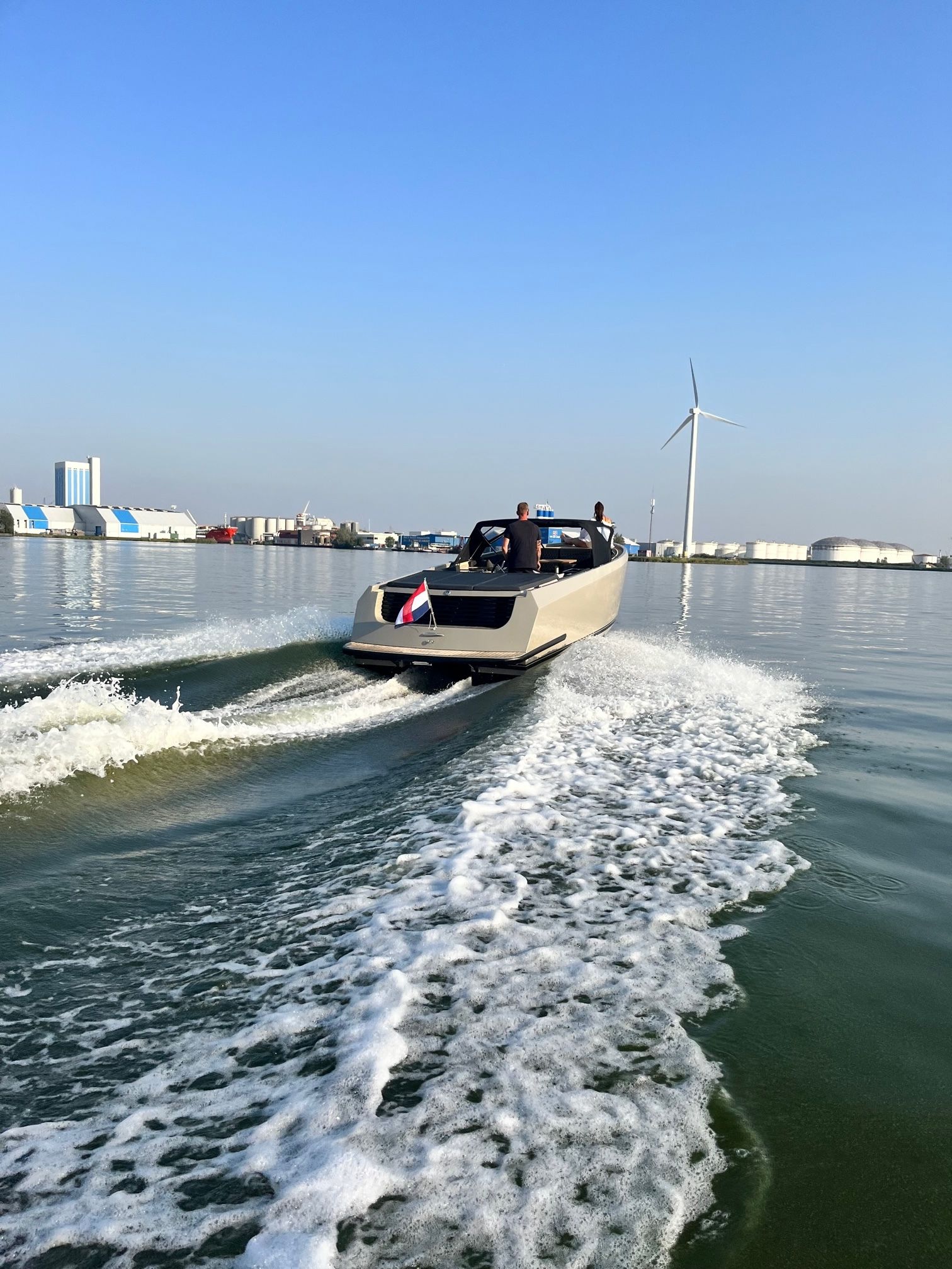 DOBBER 750 Tender — foto 6 van 14