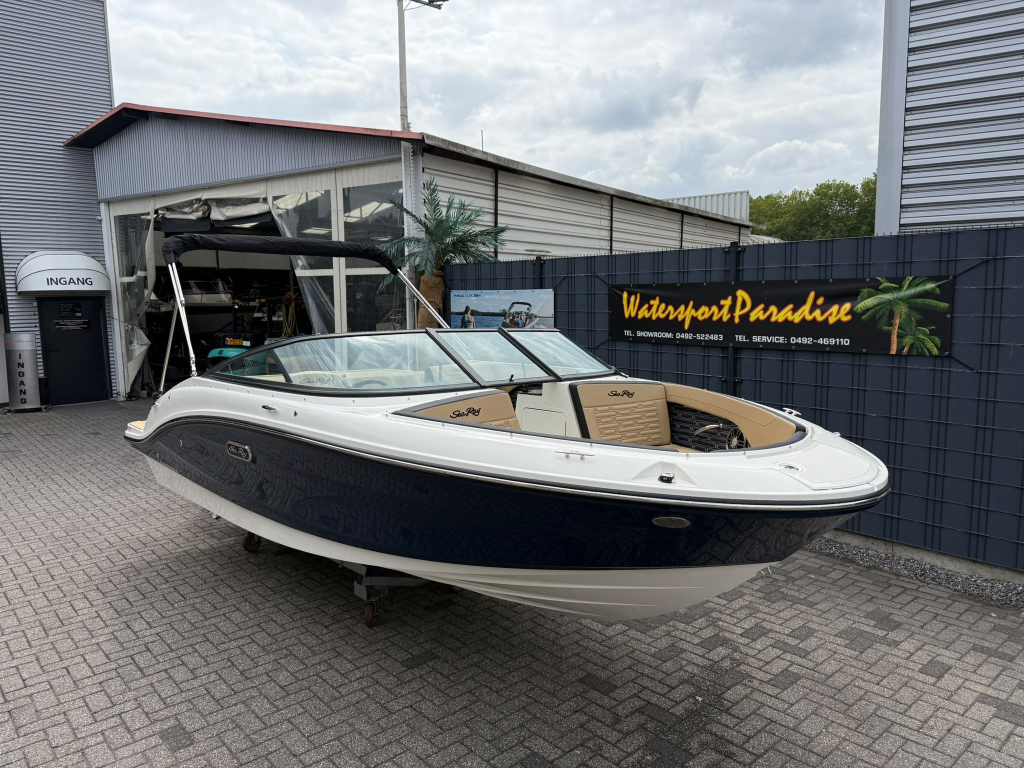 Sea Ray SPX 190 (Gedupliceerd) — foto 22 van 25