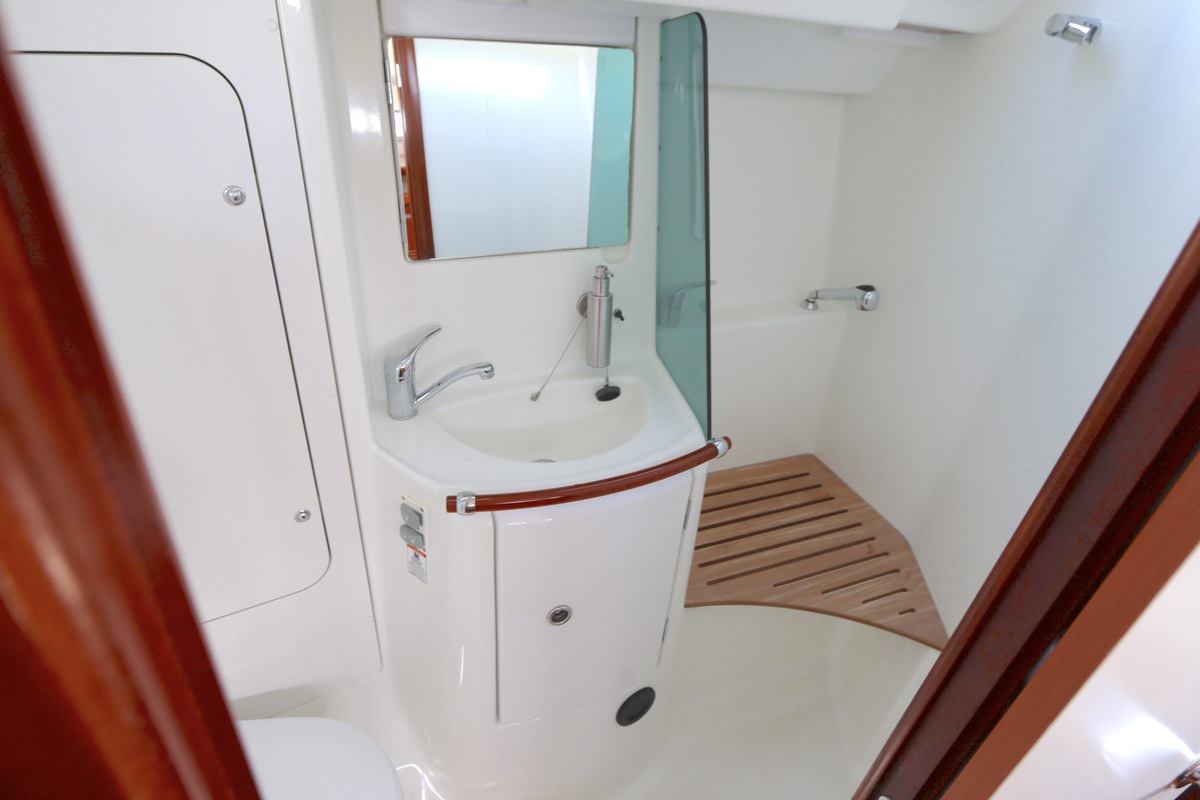 BENETEAU OCEANIS CLIPPER 373 — foto 22 van 48