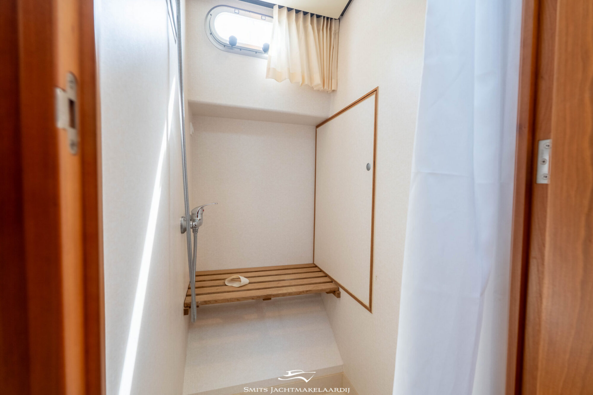 Linssen Grand Sturdy 43.9 AC — foto 40 van 106