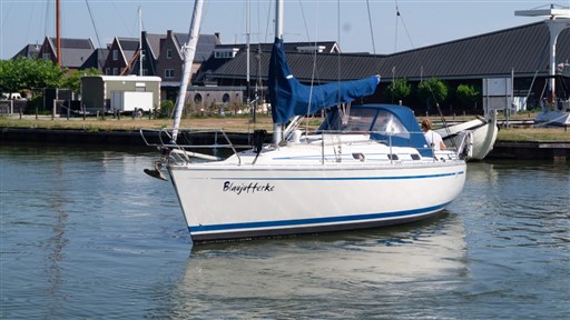 Bavaria 320 Sportline (1991) — foto 6 van 12