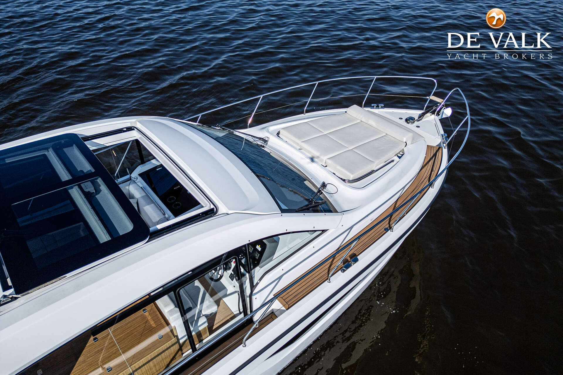 Sealine C390 — foto 10 van 44