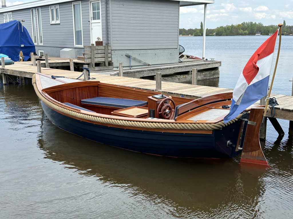 Akerboom Spiegelsloep 5.70 – Tijdloze klassieker met Vetus diesel  Inboard — foto 9 van 30