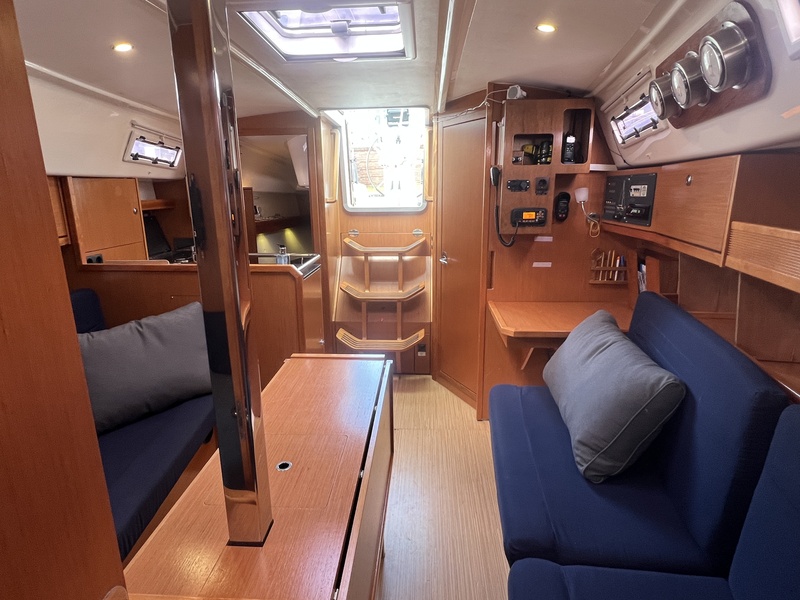 Bavaria Cruiser 32 — foto 6 van 32