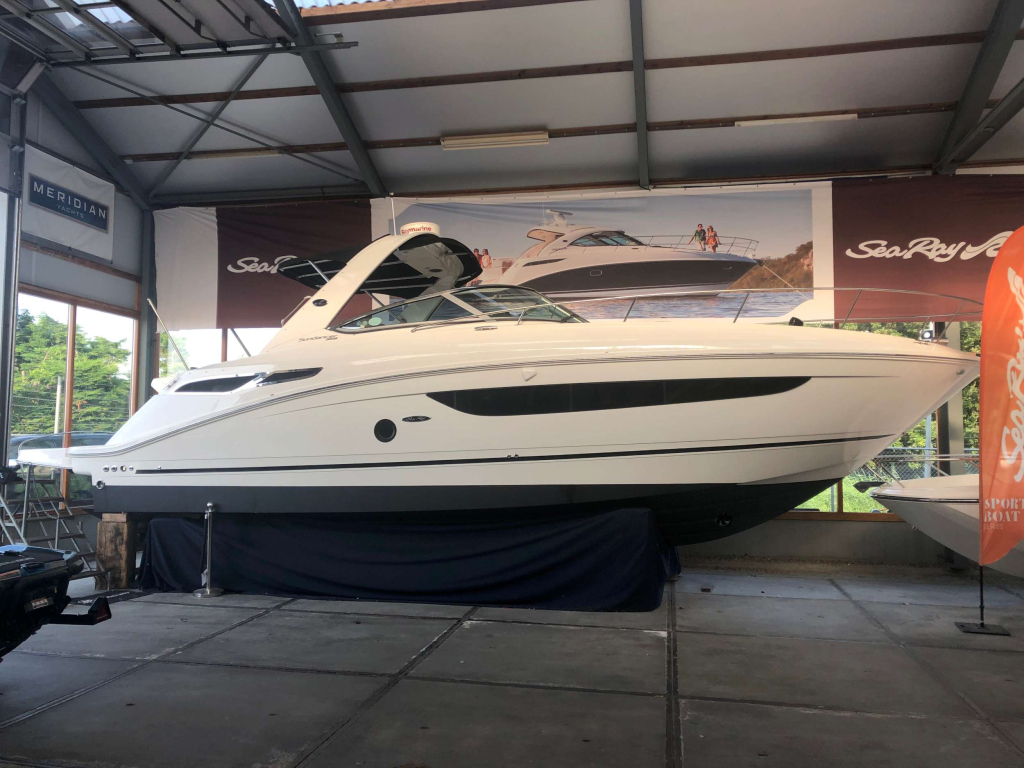 Sea Ray 350 Sundancer — foto 2 van 37
