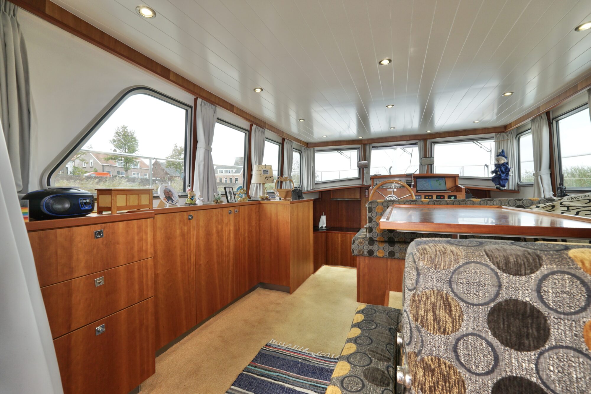 Serious Yachts Gently Low Bridge 45 Sedan — foto 16 van 74