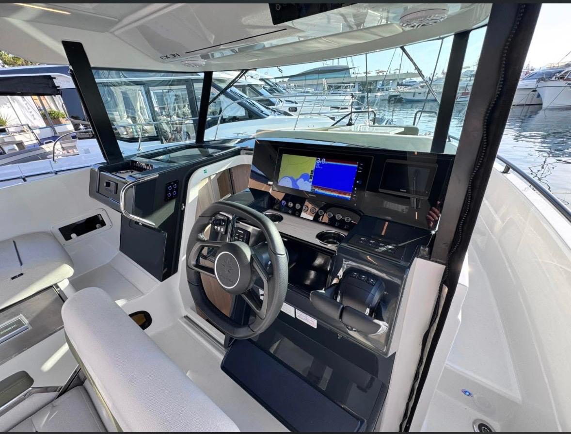 Jeanneau EX34 Hard Top — foto 9 van 69