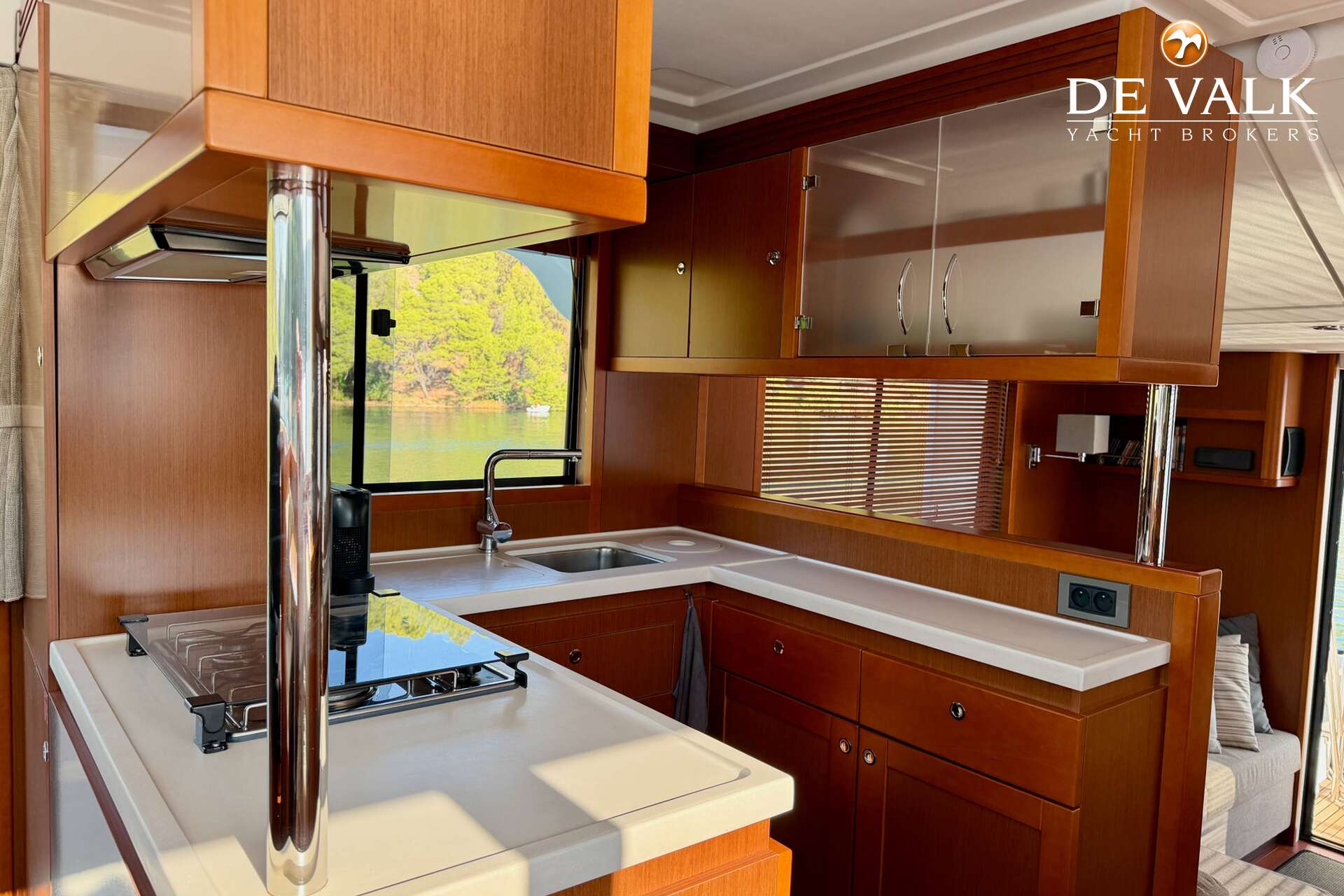 Beneteau Swift Trawler 50 — foto 24 van 38