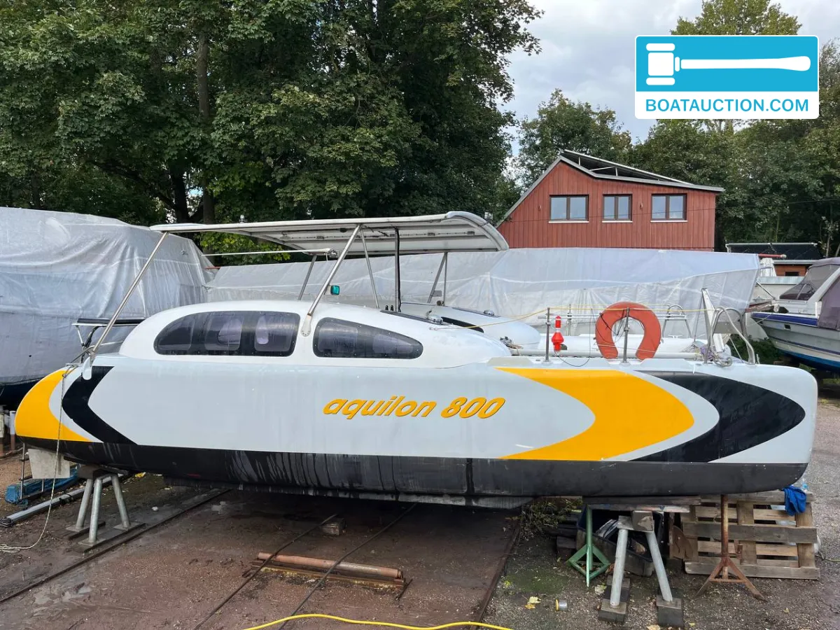 Aquilon 800 — foto 2 van 18