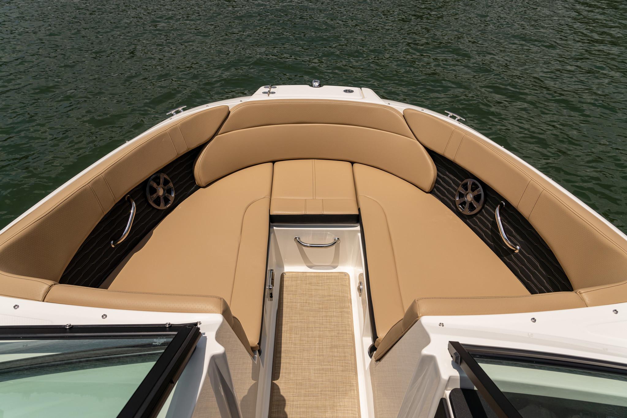 Sea Ray SPX 230 — foto 17 van 27