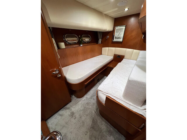 Elegance 64 Garage - BluYachting — foto 10 van 12