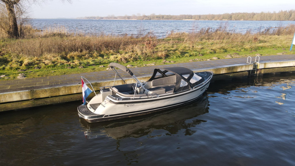 Waterspoor 711 | Luxe diesel/hybride tender | Vanaf €51.950,- — foto 6 van 13