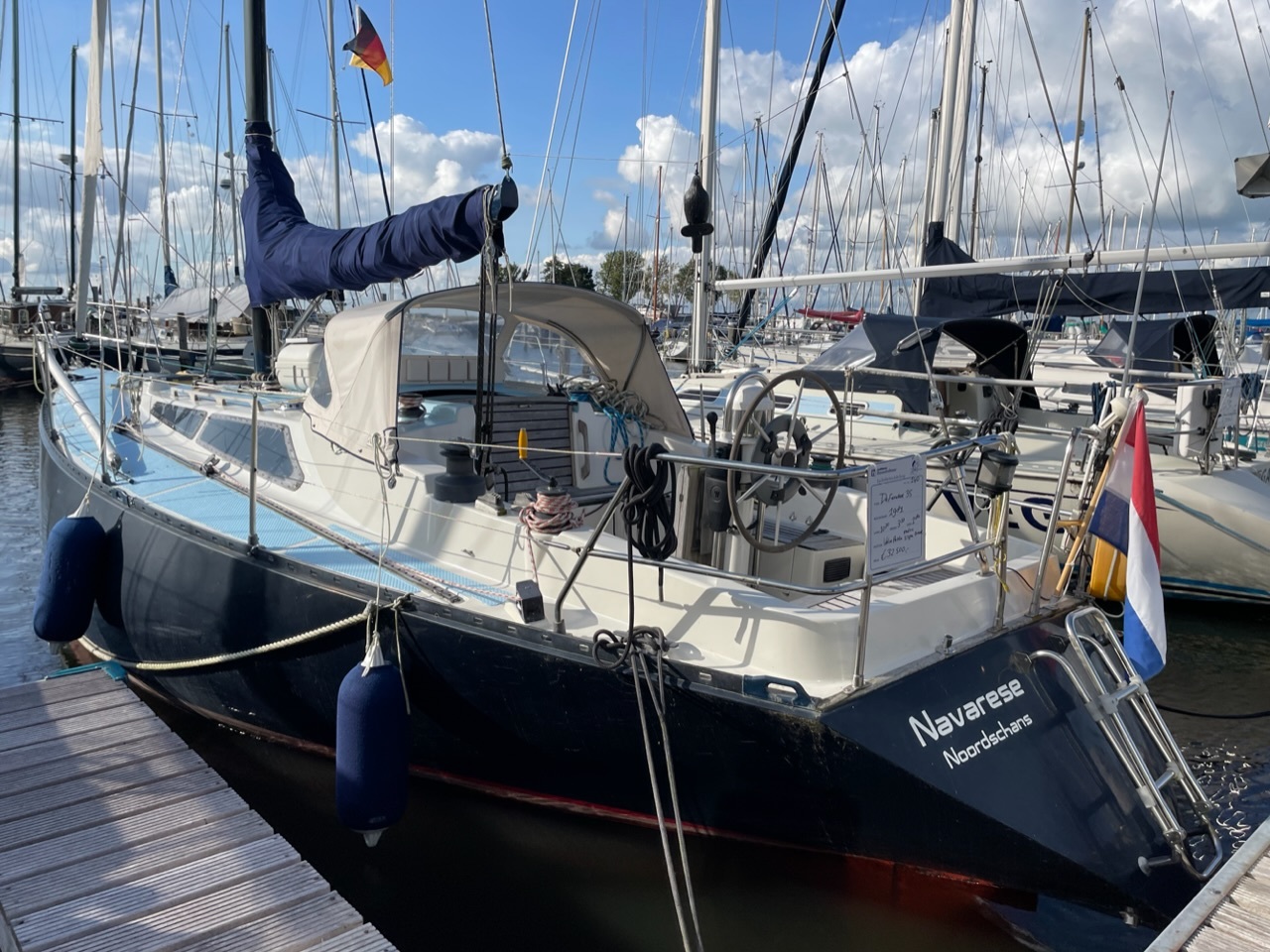 Defender 35 — foto 1 van 2