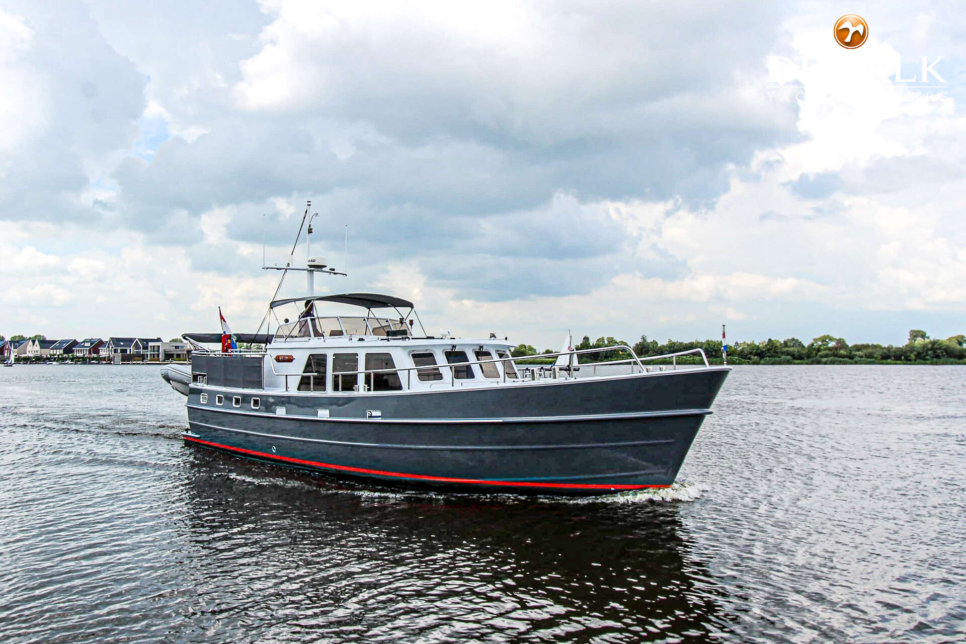 Bronsveen Spiegelkotter 1480 — foto 1 van 28