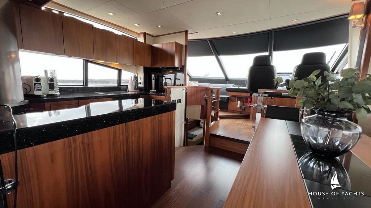 Sunseeker Manhattan 73 — foto 7 van 12