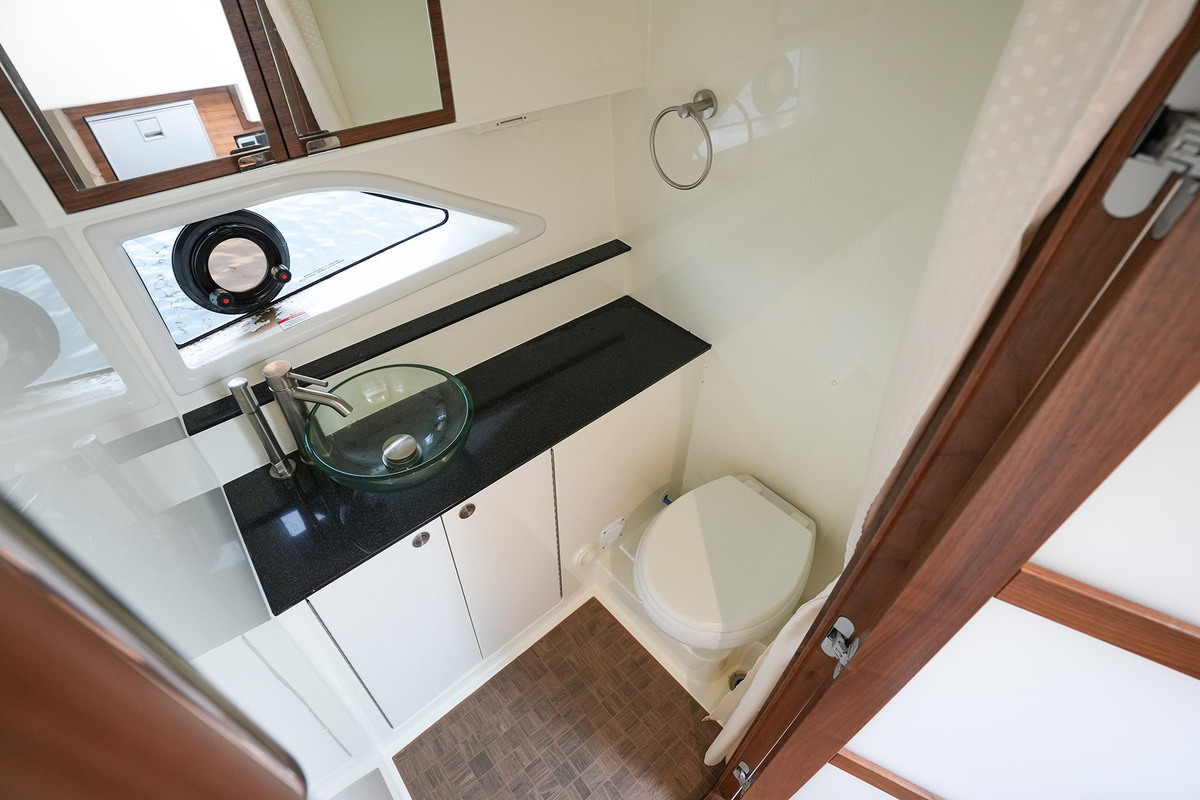 Sea Ray Sundancer 320 — foto 66 van 80