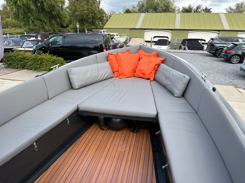 Escape 750 ( 2015)  — foto 7 van 14