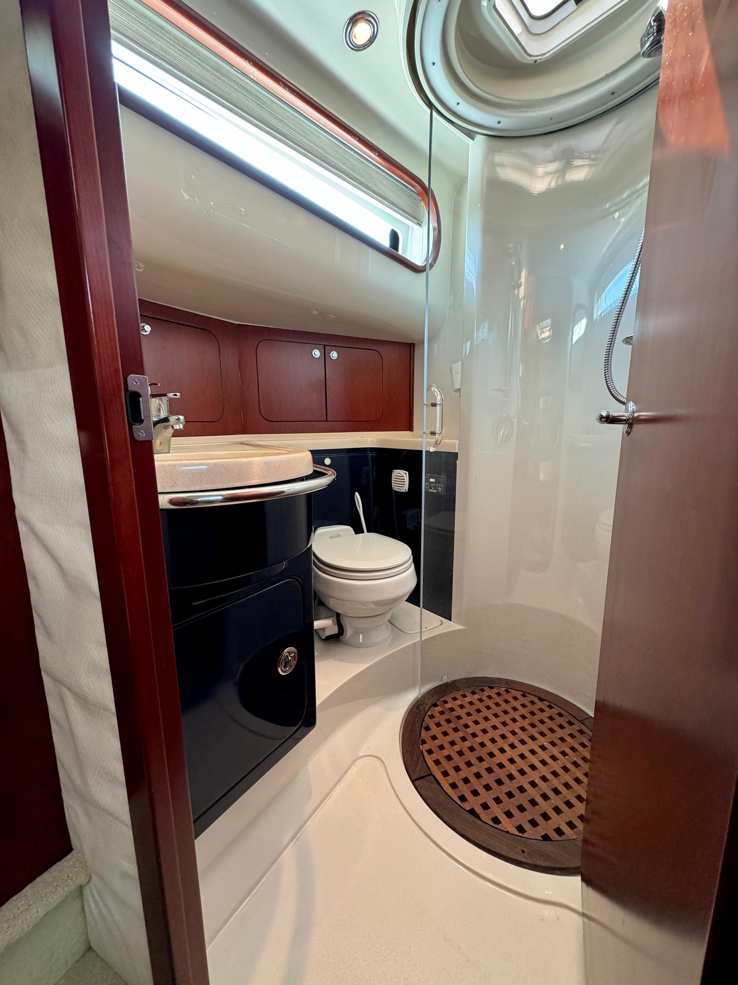 Chris-Craft Roamer 40 Lobster — foto 34 van 67