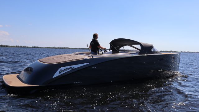 Outlaw 999 tender DE GROOTSTE SLOEPENSHOWROOM VAN NEDERLAND — foto 8 van 17
