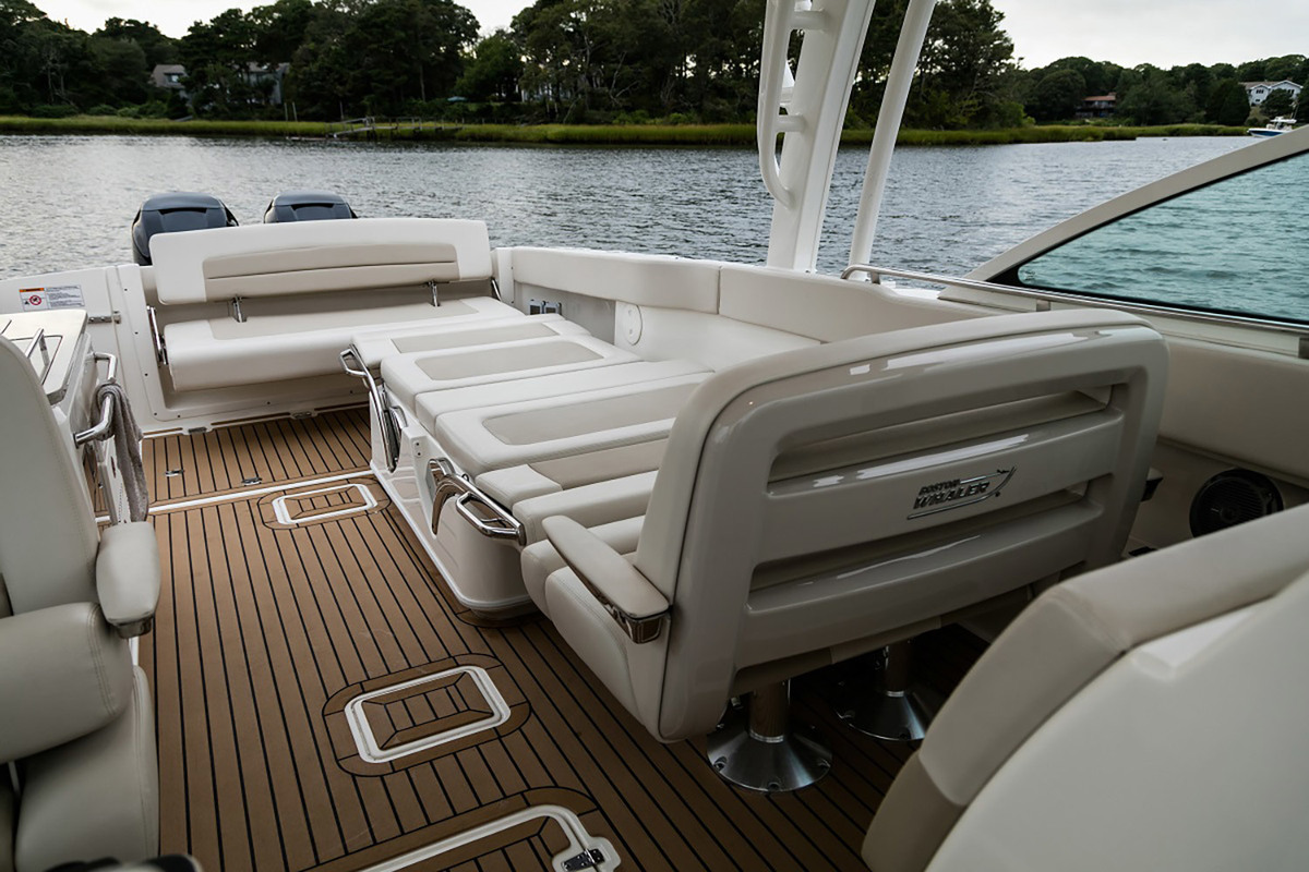 Boston Whaler 320 Vantage — foto 9 van 20
