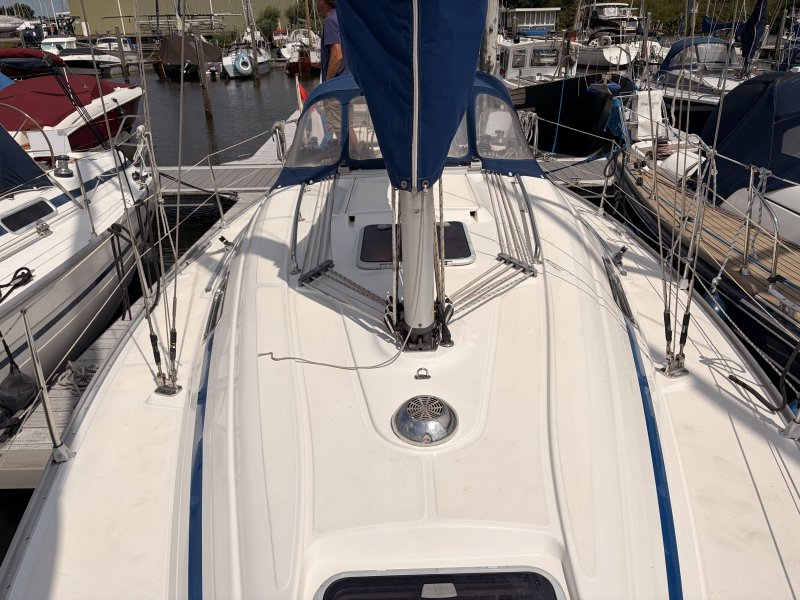Bavaria Yachtbau Bavaria 32 — foto 11 van 12