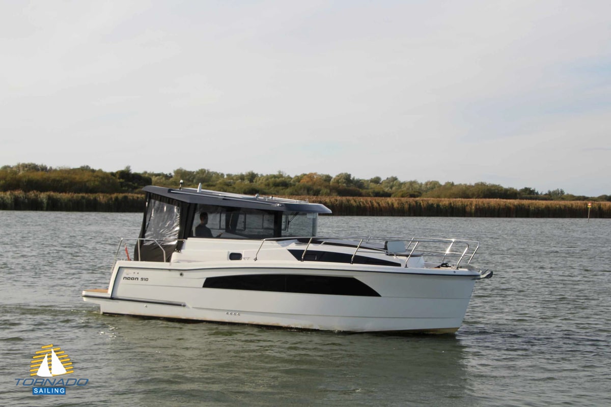 Go2Boat Neon 910