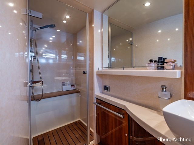 Fairline Squadron 70 - CVO Certified — foto 52 van 100