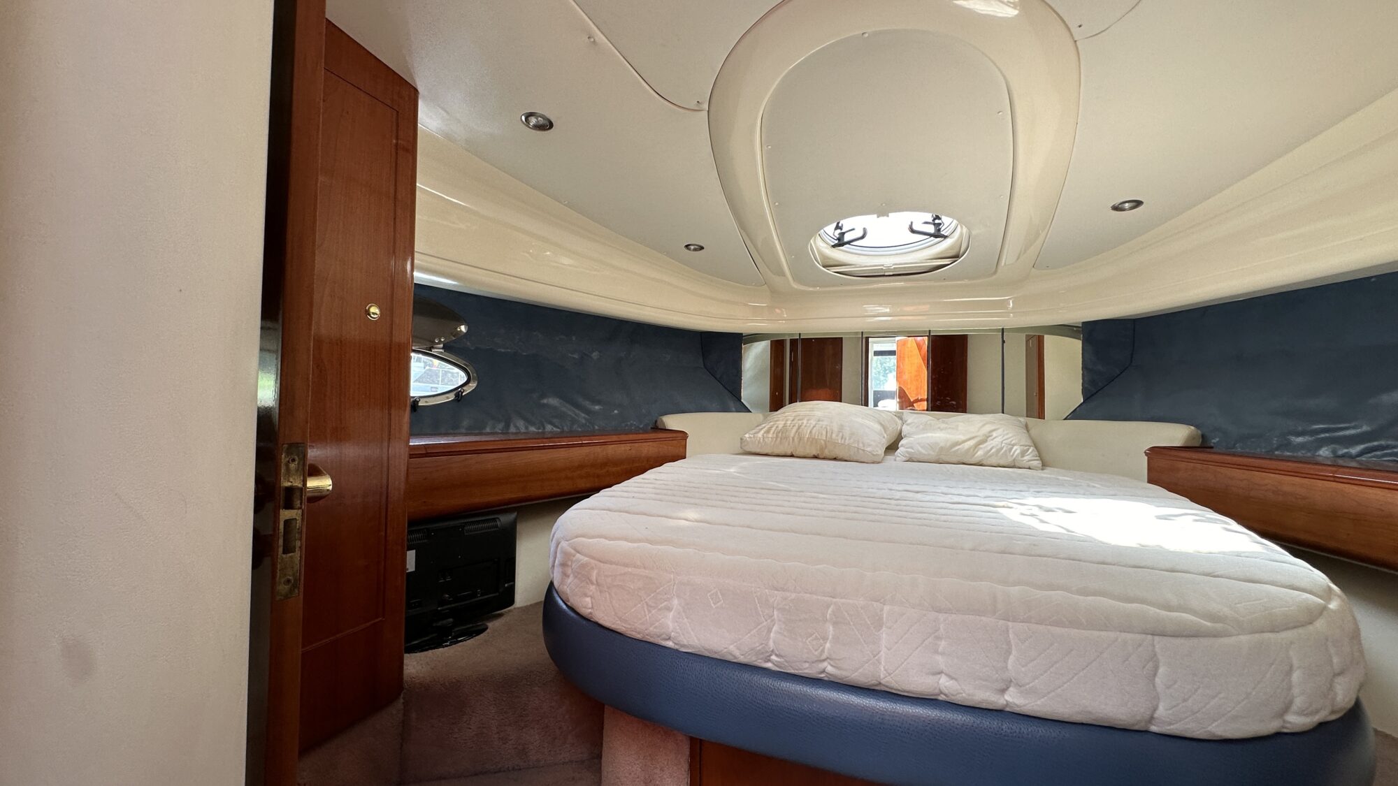 Fairline Phantom 40 Flybridge — foto 49 van 57