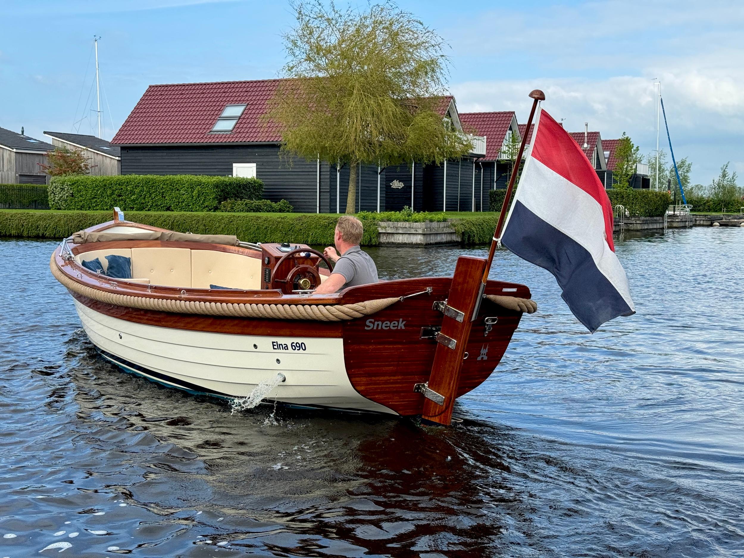 Elna 690 — foto 26 van 29