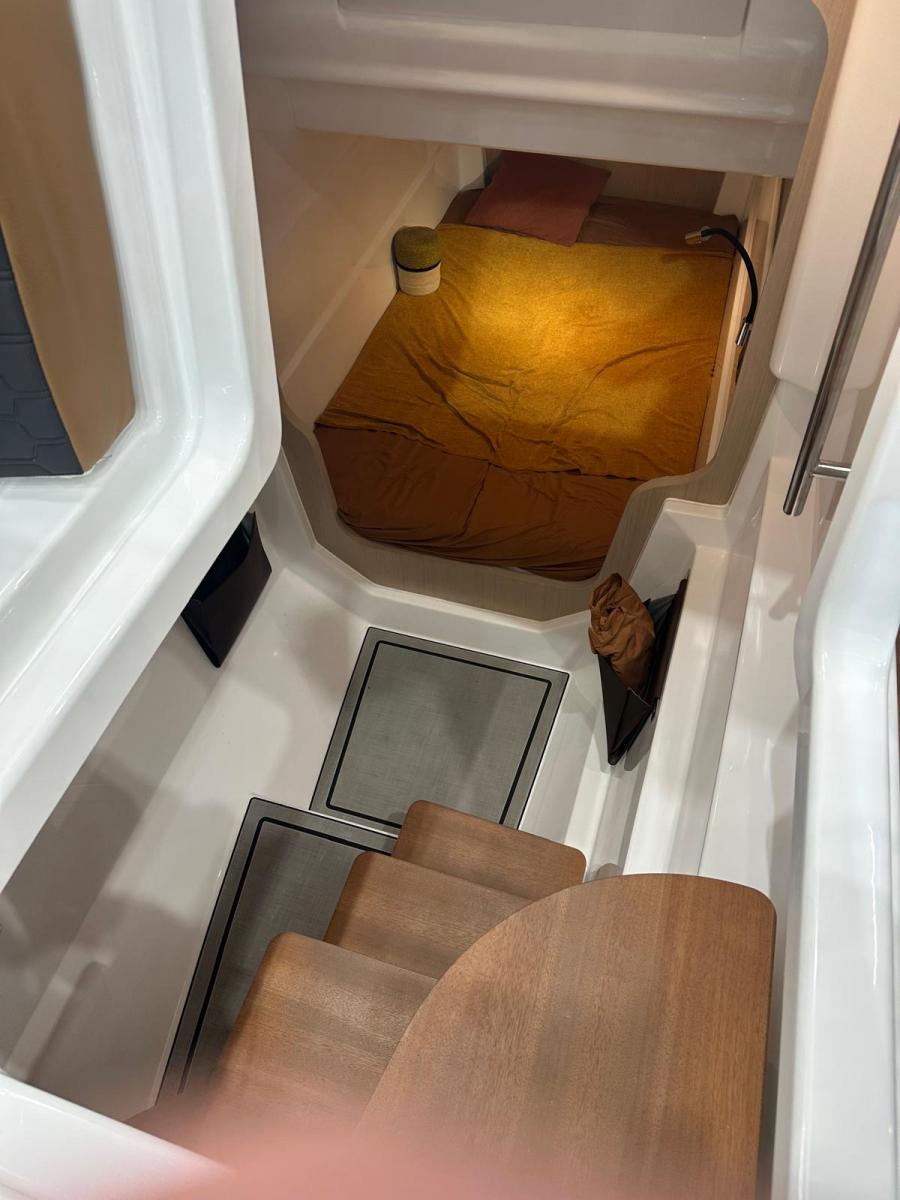 Jeanneau TH33 Twin-Hull — foto 13 van 29