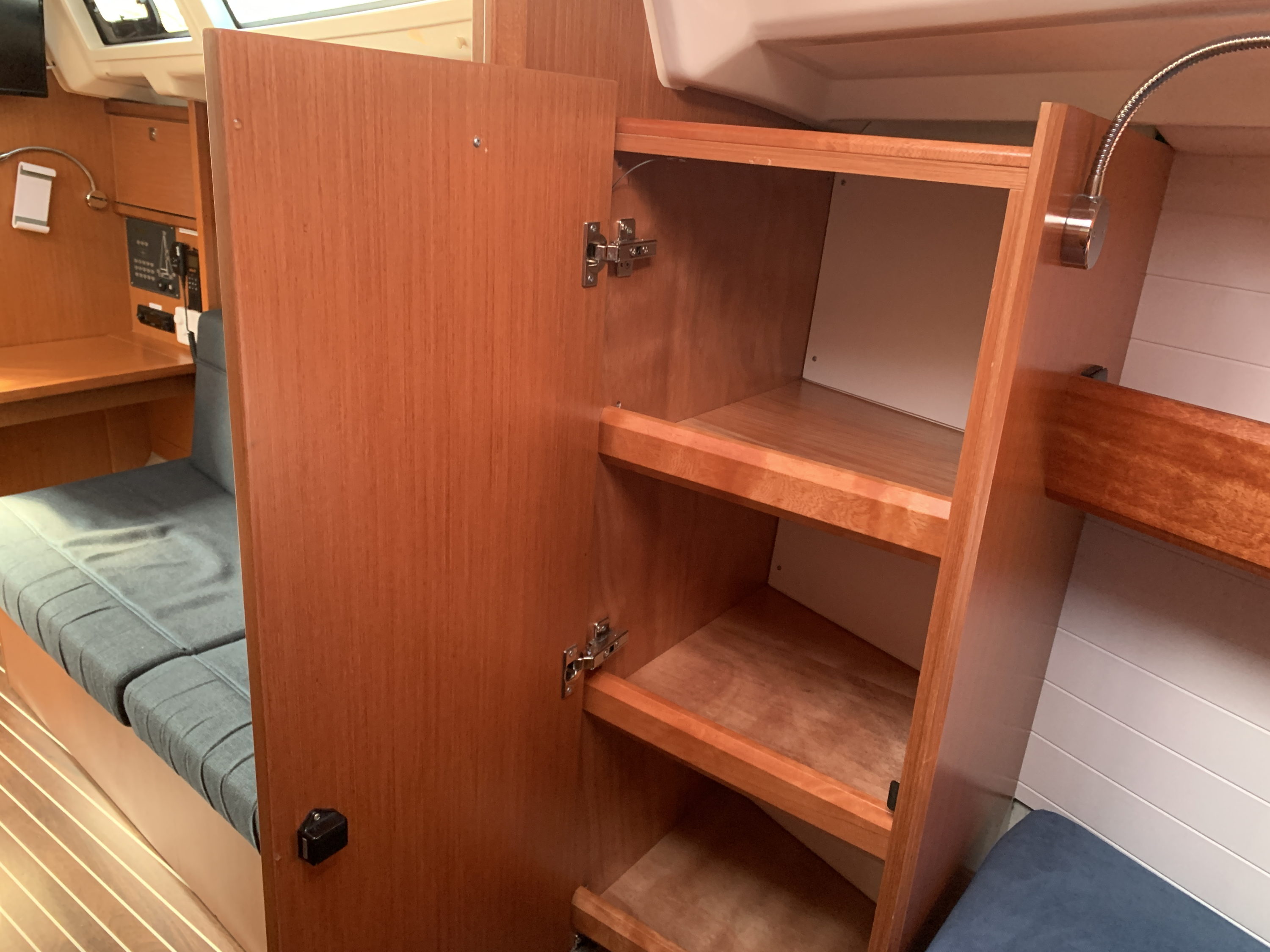 Bavaria Cruiser 34 — foto 38 van 57